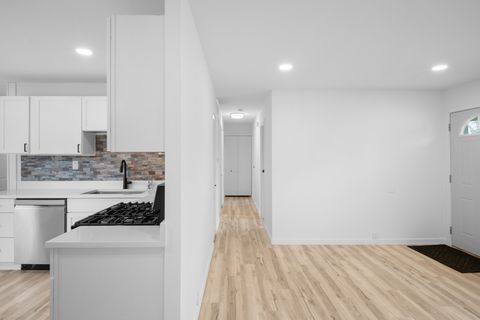 Tiny photo for 401 Kenyon Avenue, Romeoville, IL 60446 (MLS # 12687414)
