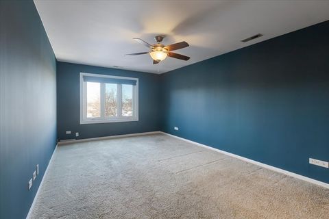 Tiny photo for 7710 Dempster St #404, Morton Grove, IL 60053 (MLS # 12547308)