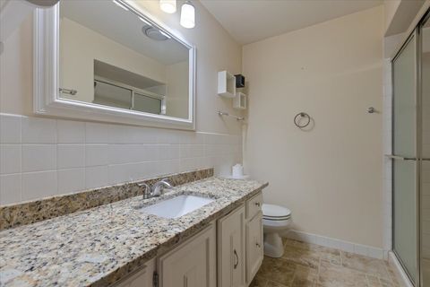 Tiny photo for 7710 Dempster St #404, Morton Grove, IL 60053 (MLS # 12547308)