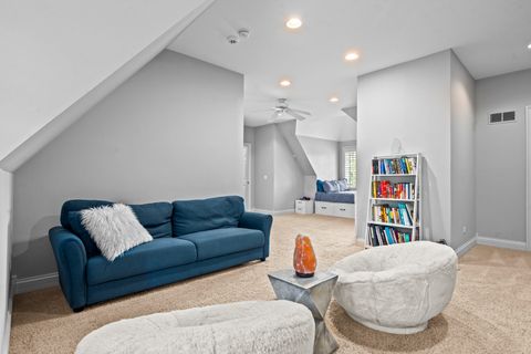Tiny photo for 1225 Sir William Lane, Lake Forest, IL 60045 (MLS # 12486249)