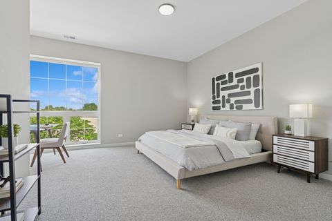 Tiny photo for 5830 N Lincoln Avenue #2E, Chicago, IL 60659 (MLS # 12506852)