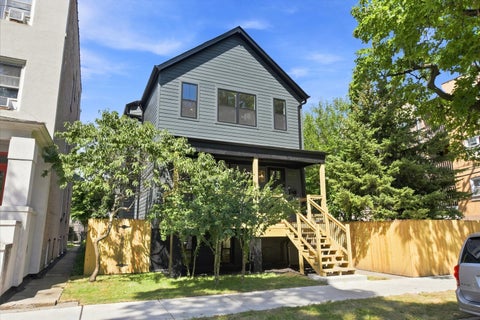 Photo of 3072 N Avers Avenue, Chicago, IL 60618 (MLS # 12755779)