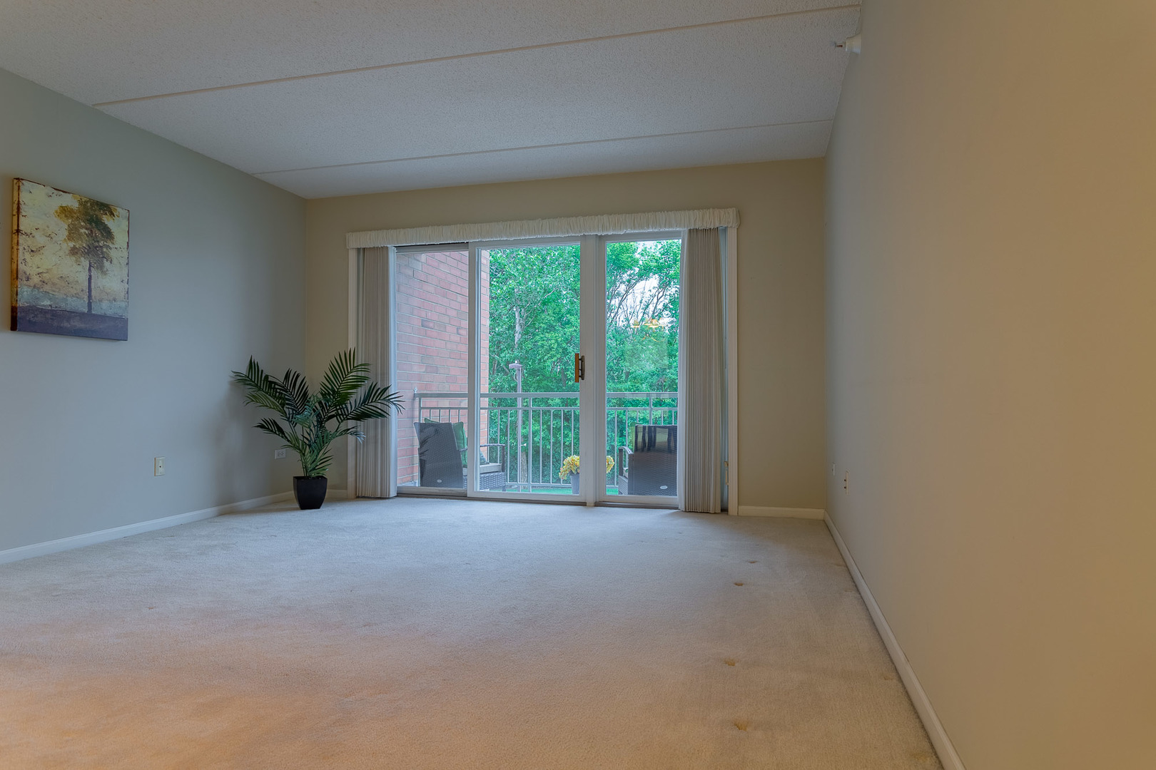 Niles, Illinois 60714, United States, 2 Bedrooms Bedrooms, ,1 BathroomBathrooms,Residential,Active,248992