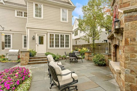 Tiny photo for 626 S BODIN Street, Hinsdale, IL 60521 (MLS # 12481852)