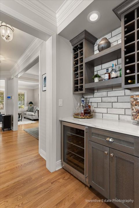 Tiny photo for 626 S BODIN Street, Hinsdale, IL 60521 (MLS # 12481852)