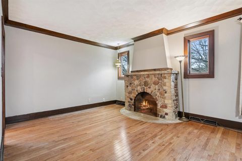 Tiny photo for 1757 W 17th Street, Davenport, IA 52804 (MLS # 100000619)