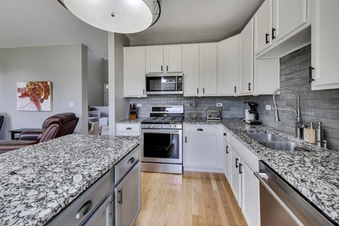 Tiny photo for 3024 Langston Circle, St. Charles, IL 60175 (MLS # 12713669)