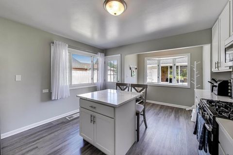 Tiny photo for 3600 Owl Drive, Rolling Meadows, IL 60008 (MLS # 12512886)