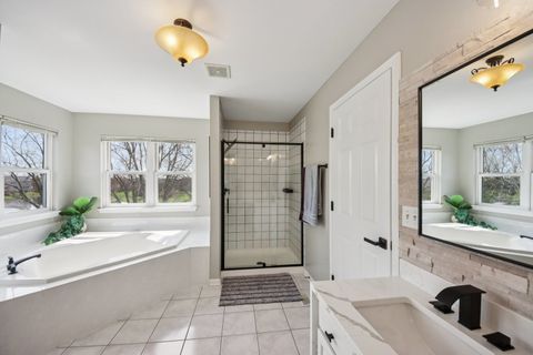 Tiny photo for 1138 Ridgewood Circle, Lake In The Hills, IL 60156 (MLS # 12607690)