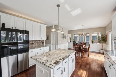 Tiny photo for 1138 Ridgewood Circle, Lake In The Hills, IL 60156 (MLS # 12607690)