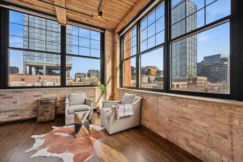 Tiny photo for 1000 W WASHINGTON Boulevard #336, Chicago, IL 60607 (MLS # 12584783)