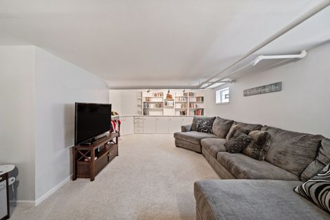 Tiny photo for 397 S Holly Avenue, Elmhurst, IL 60126 (MLS # 12616568)