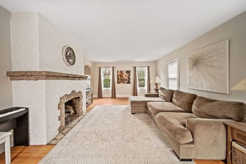 Tiny photo for 397 S Holly Avenue, Elmhurst, IL 60126 (MLS # 12616568)