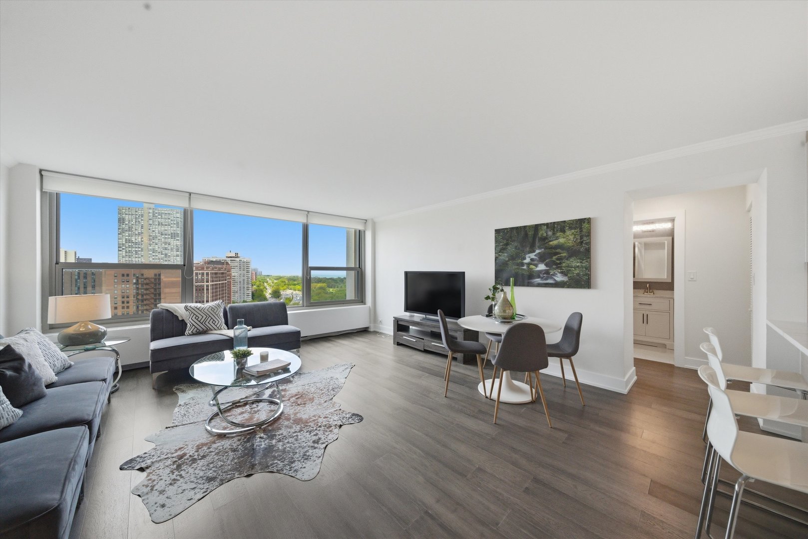 3600 N Lake Shore Drive 1814