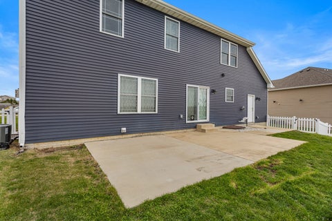 Tiny photo for 815 Cates Drive, Mahomet, IL 61853 (MLS # 12714274)