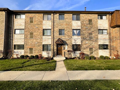 A home in Harwood Heights