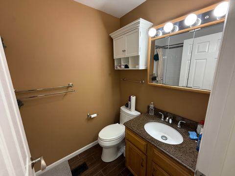 Tiny photo for 233 Harvest Court, Vernon Hills, IL 60061 (MLS # 12455487)