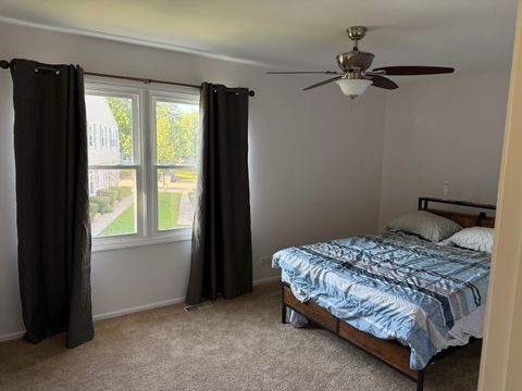 Tiny photo for 233 Harvest Court, Vernon Hills, IL 60061 (MLS # 12455487)