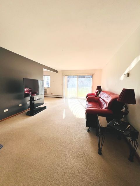 Tiny photo for 1 Villa Verde Drive #114, Buffalo Grove, IL 60089 (MLS # 12524170)