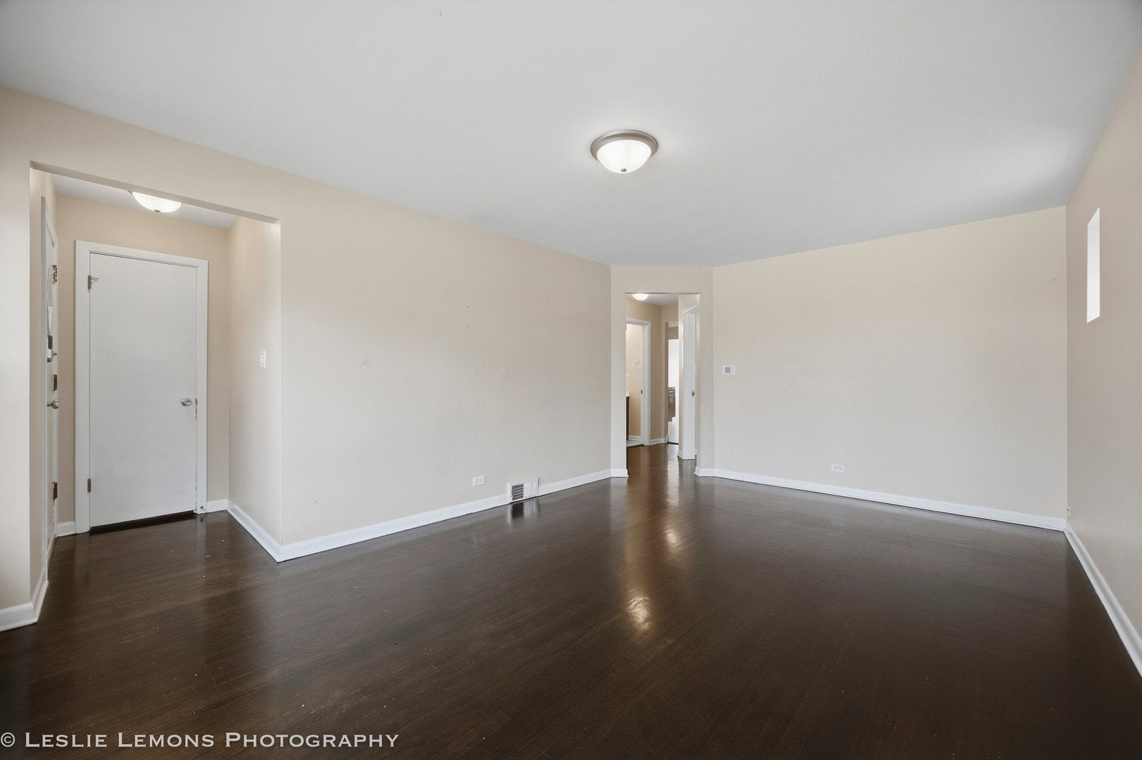 3433 wesley Avenue