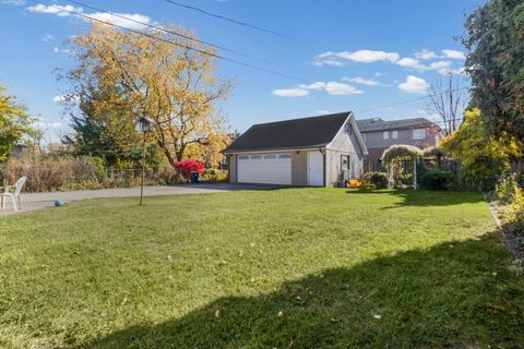 Tiny photo for 3475 Tamarind Drive, Northbrook, IL 60062 (MLS # 12512980)