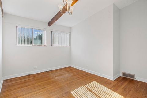 Tiny photo for 3475 Tamarind Drive, Northbrook, IL 60062 (MLS # 12512980)