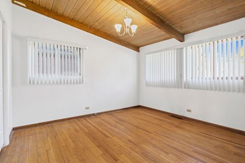 Tiny photo for 3475 Tamarind Drive, Northbrook, IL 60062 (MLS # 12512980)