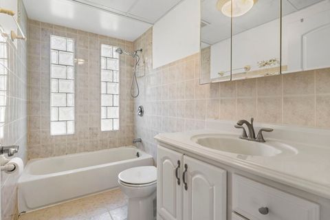 Tiny photo for 3475 Tamarind Drive, Northbrook, IL 60062 (MLS # 12512980)