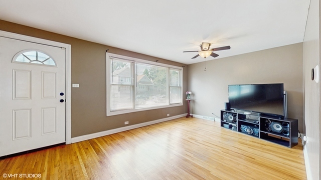 3052 E 97th Street