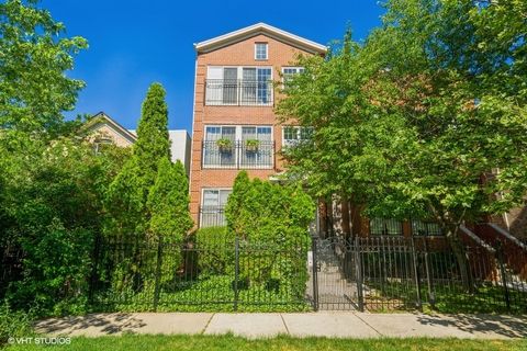 1312 N CAMPBELL Avenue 2 Chicago IL 60622