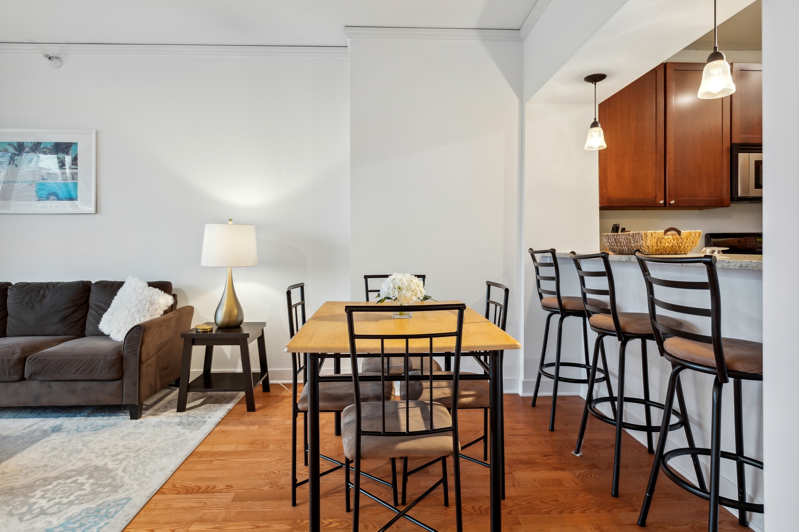 200 N JEFFERSON Street 2207