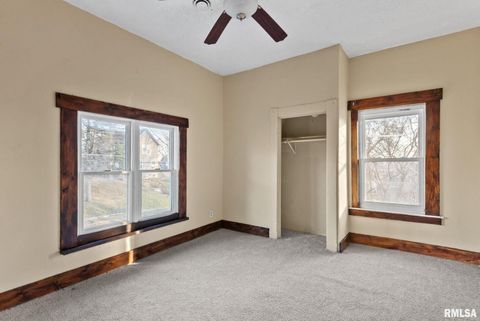 Tiny photo for 1108 ARLINGTON Avenue, Davenport, IA 52803 (MLS # QC4269781)