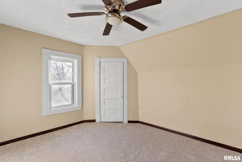 Tiny photo for 1108 ARLINGTON Avenue, Davenport, IA 52803 (MLS # QC4269781)