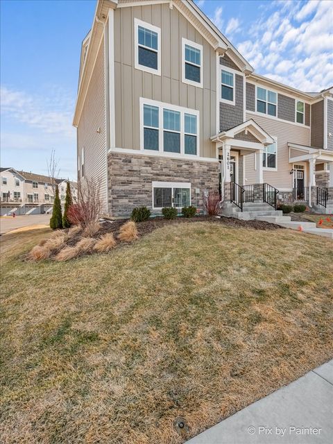 Tiny photo for 2601 Martini Street #3001, Mundelein, IL 60060 (MLS # 12573805)