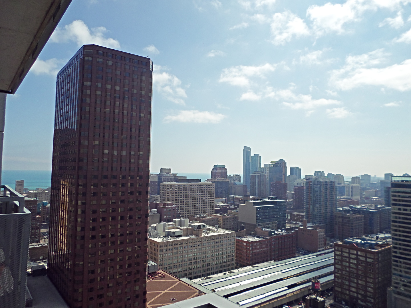 235 W Van Buren Street 3304