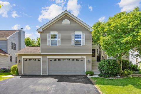 Photo of 5718 Breezeland Road, Carpentersville, IL 60110 (MLS # 12669003)