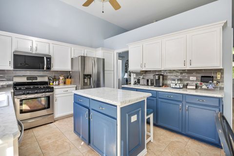 Tiny photo for 5718 Breezeland Road, Carpentersville, IL 60110 (MLS # 12669003)