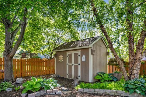 Tiny photo for 5718 Breezeland Road, Carpentersville, IL 60110 (MLS # 12669003)