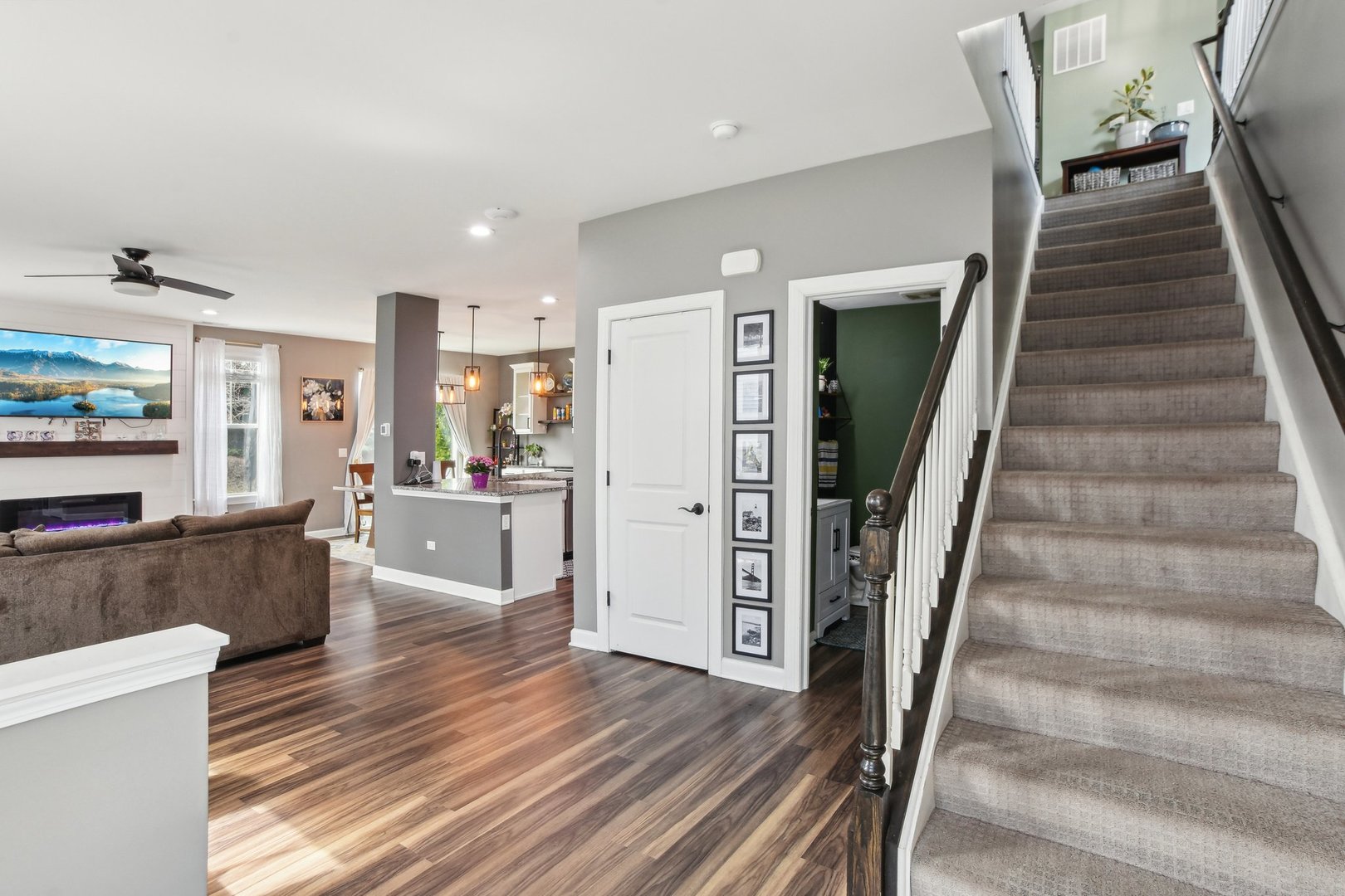 4144 Calder Lane