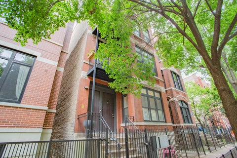 Photo of 1735 W ERIE Street #3N, Chicago, IL 60622 (MLS # 12722732)