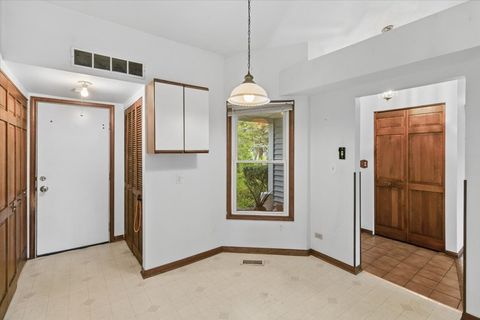 Tiny photo for Algonquin, IL 60102 (MLS # 12625166)