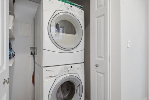 Tiny photo for 2112 W Superior Street, Chicago, IL 60612 (MLS # 12683782)