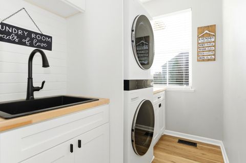 Tiny photo for 9543 Baumgartner Street, Huntley, IL 60142 (MLS # 12595434)