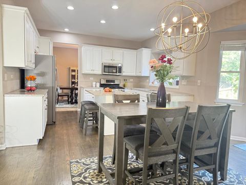Tiny photo for 731 Lake Ridge Drive, South Elgin, IL 60177 (MLS # 12491885)