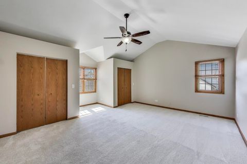 Tiny photo for 810 Thornwood Drive, St. Charles, IL 60174 (MLS # 12469523)
