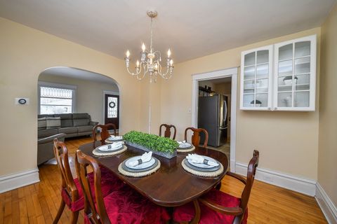 Tiny photo for 718 North Street, Geneva, IL 60134 (MLS # 12593458)