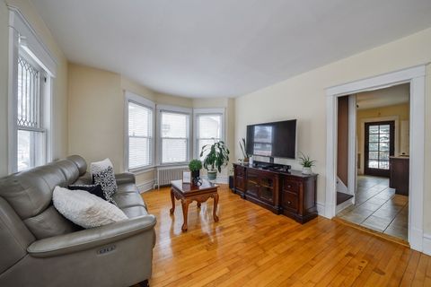 Tiny photo for 718 North Street, Geneva, IL 60134 (MLS # 12593458)