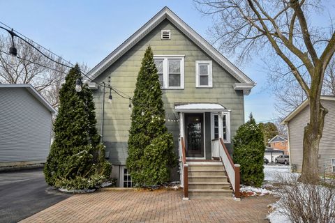 Tiny photo for 718 North Street, Geneva, IL 60134 (MLS # 12593458)