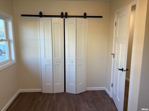 Tiny photo for 504 Westhaven Drive, Centralia, IL 62801 (MLS # EB460504)