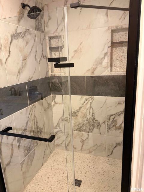 Tiny photo for 504 Westhaven Drive, Centralia, IL 62801 (MLS # EB460504)